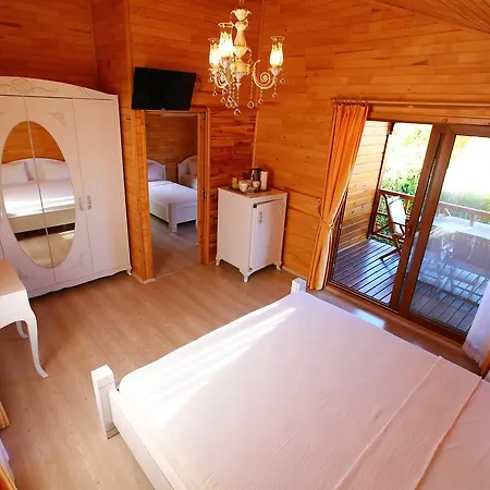 Bahçe Villa Çıralı